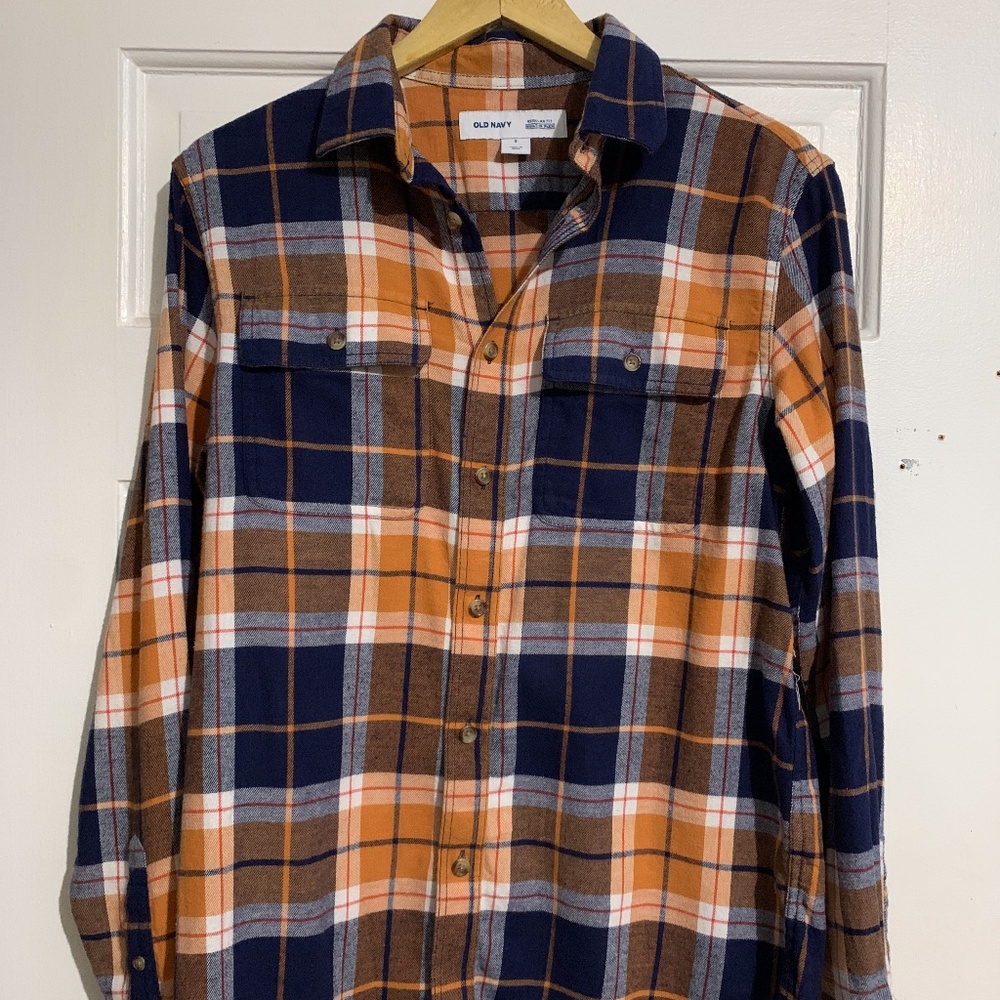 OLD NAVY MENS BUTTON DOWN FLANNEL   S
